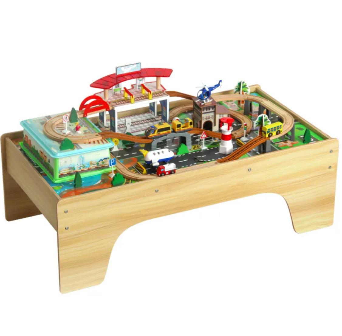 Eisenbahnzug